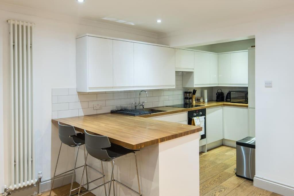 Superb Retreat Central Next Tube Apartment ลอนดอน ภายนอก รูปภาพ