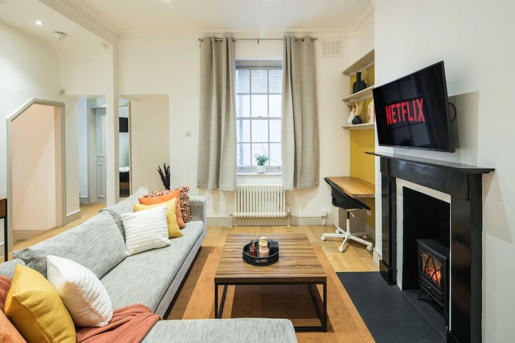 Superb Retreat Central Next Tube Apartment ลอนดอน ภายนอก รูปภาพ